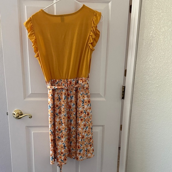 Floral Yellow Women’s Midi Dress (L) - Picture 5 of 5